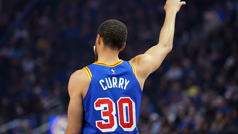 Stephen Curry Hosts 7th Annual Curry Camp